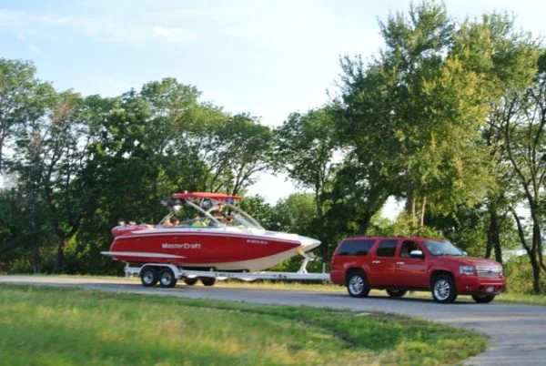 Twin-Ponds-Lake-Texoma-Ski-Boat